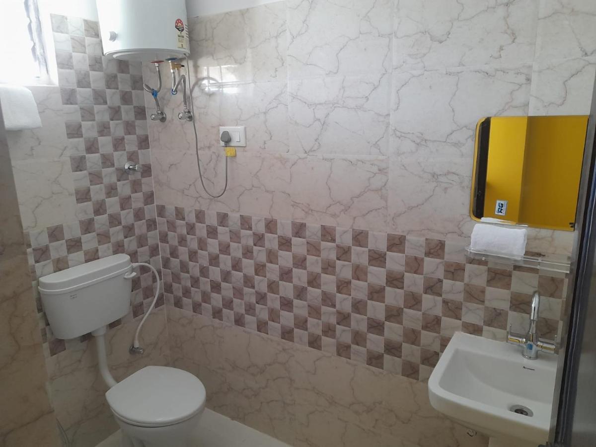 Radhika Hotel Patna (Bihar)